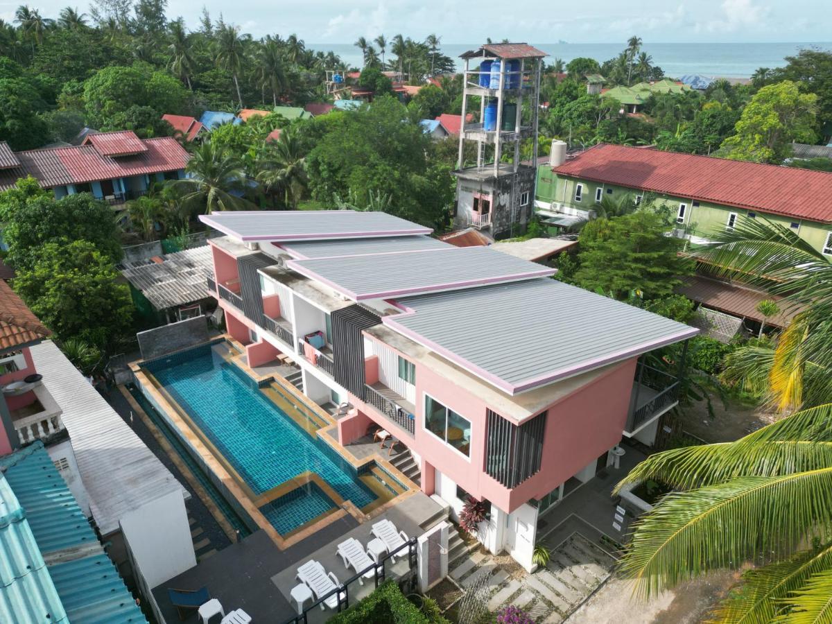Pinky Hotel By Kanchana (Adults Only) Ko Lanta Extérieur photo